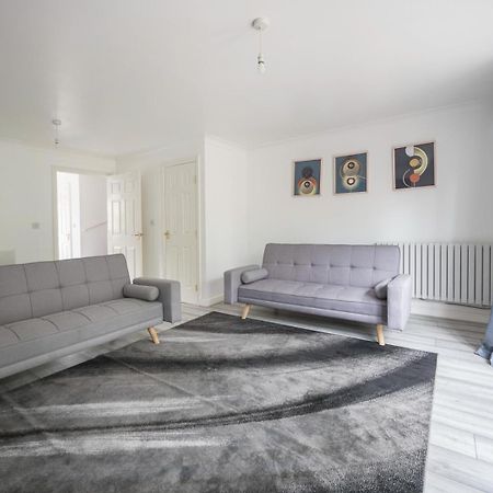 House-Sleeps7-Parking-Garden-Sportschannels Maidstone Exterior photo