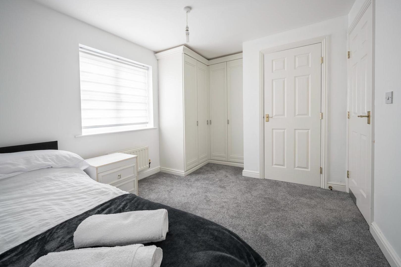 House-Sleeps7-Parking-Garden-Sportschannels Maidstone Exterior photo