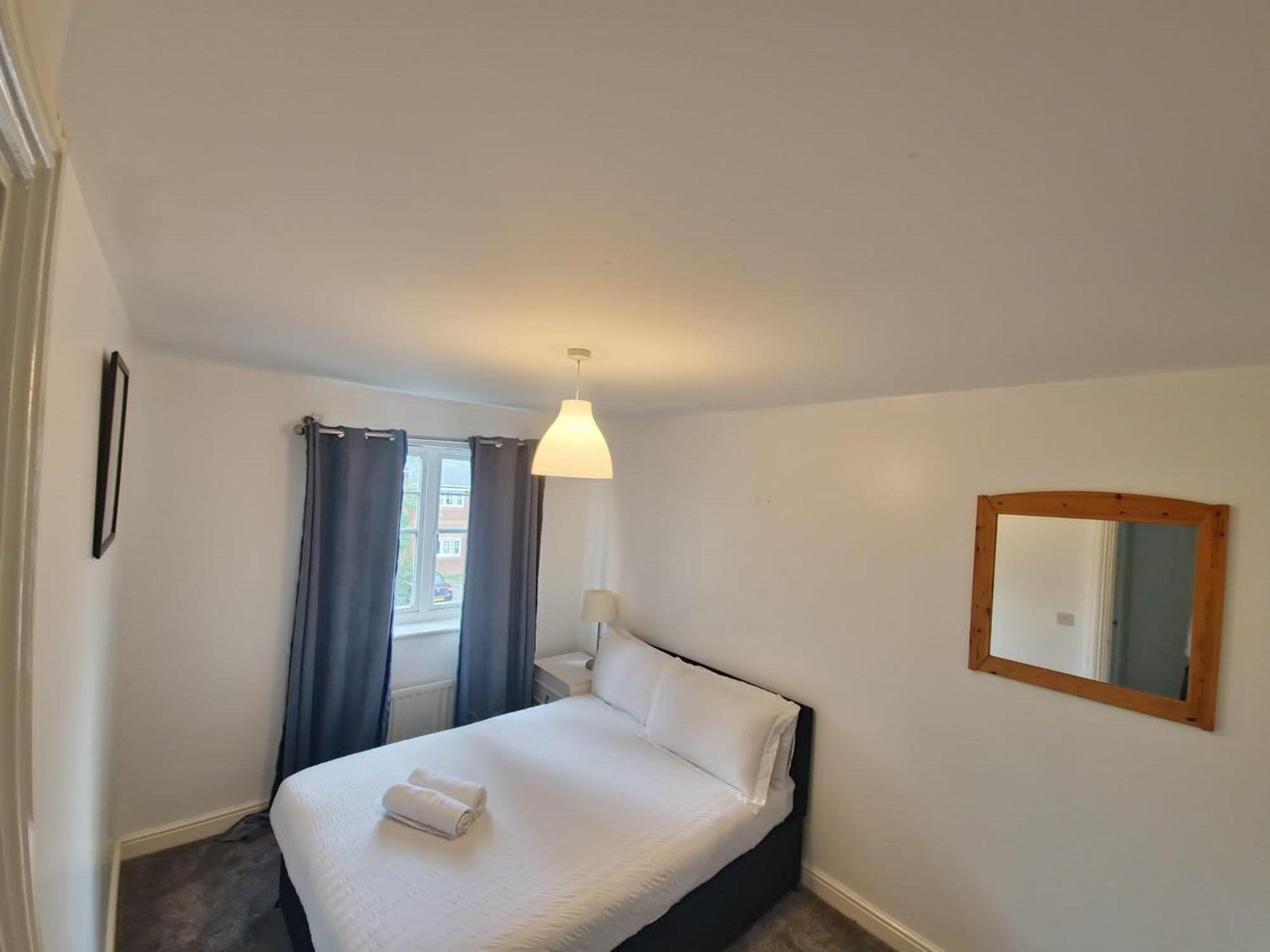 House-Sleeps7-Parking-Garden-Sportschannels Maidstone Exterior photo